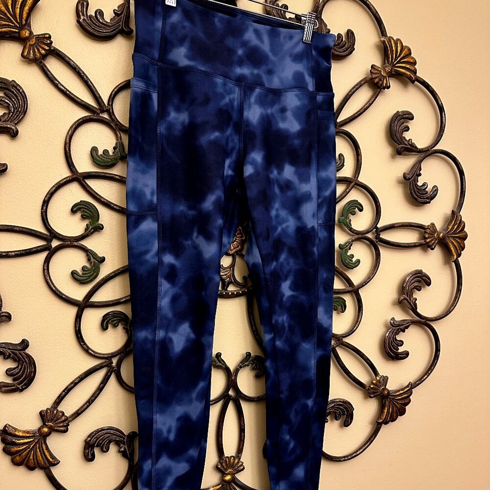 Danskin Medium Blue Camo Yoga/Exercise
